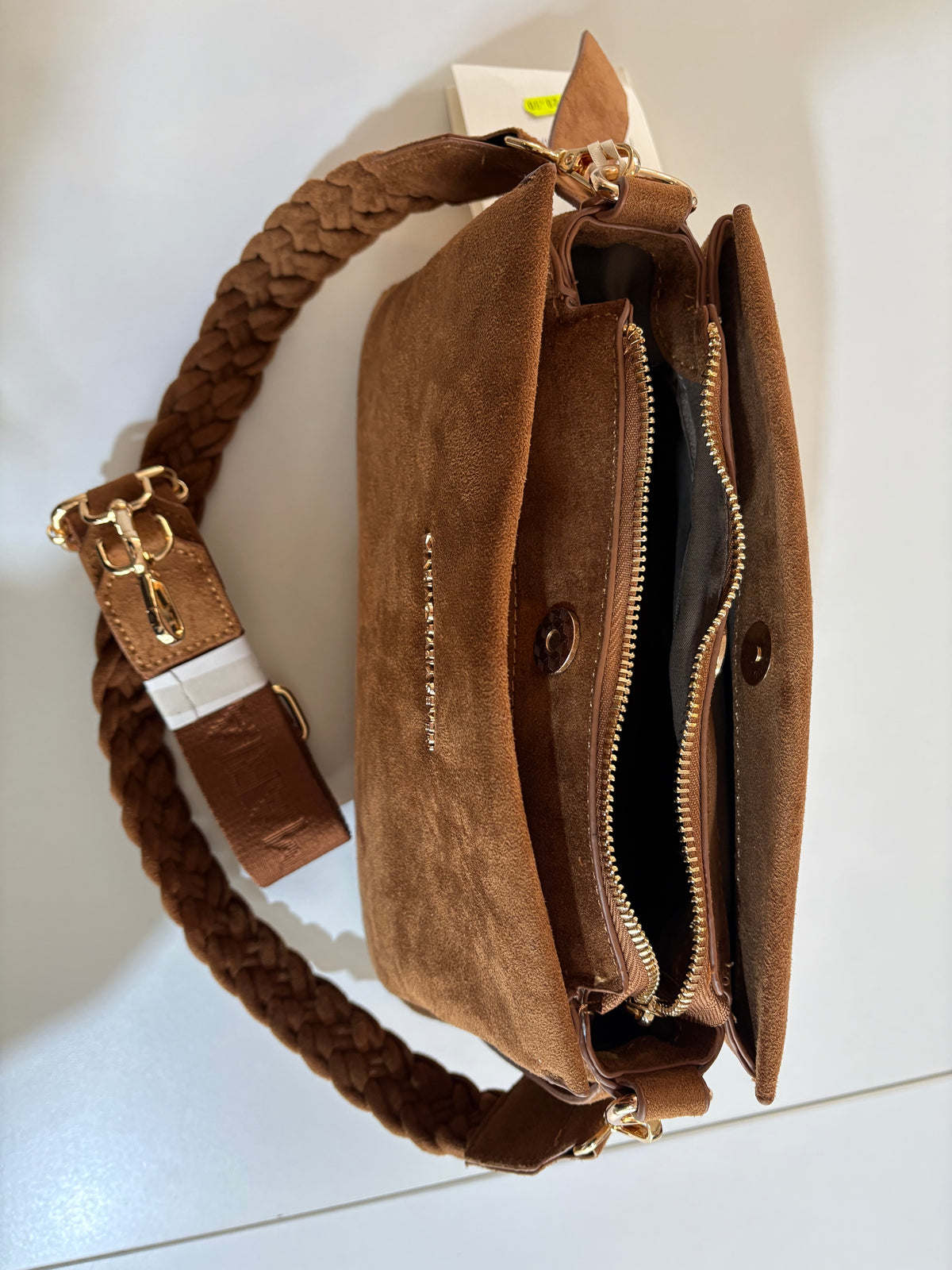 Borsa in camoscio color cuoio
