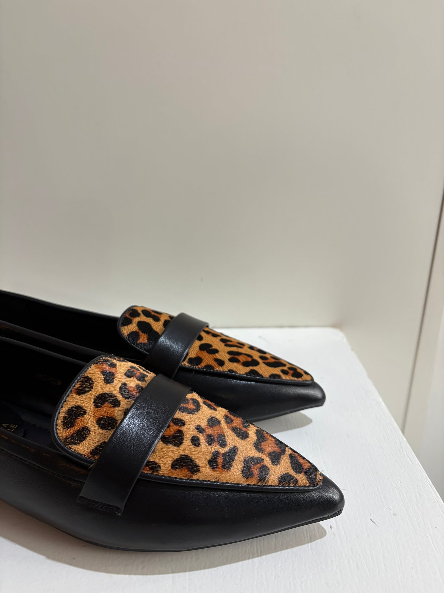 Mocassino con dettaglio animalier