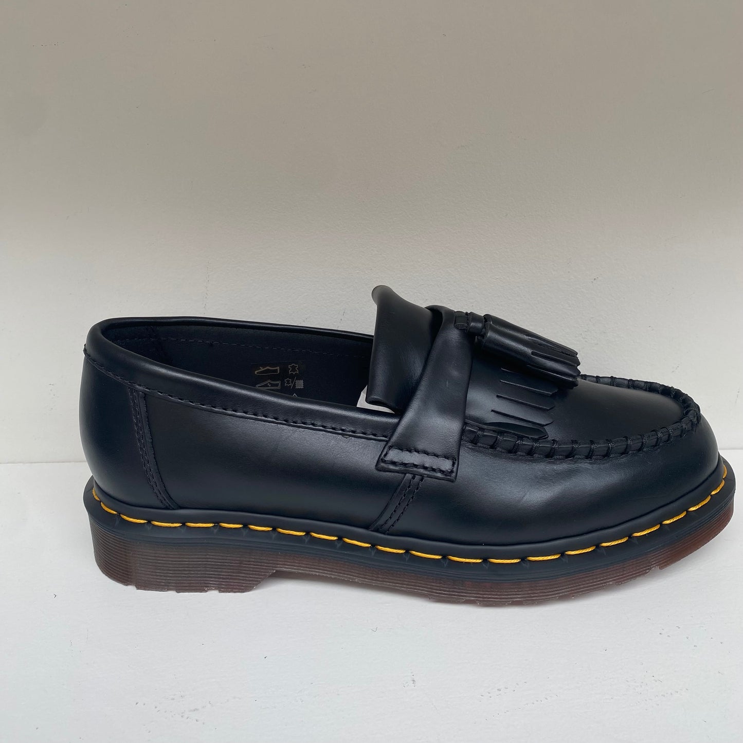 Dr. Martens Cambridge