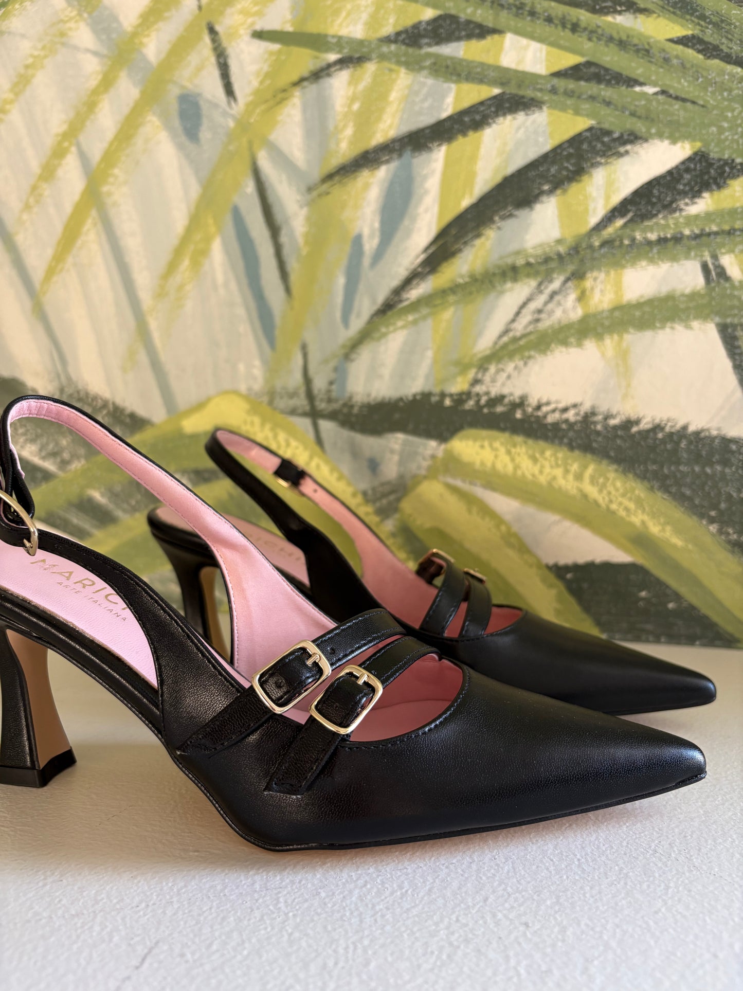 Slingback nero cinturino