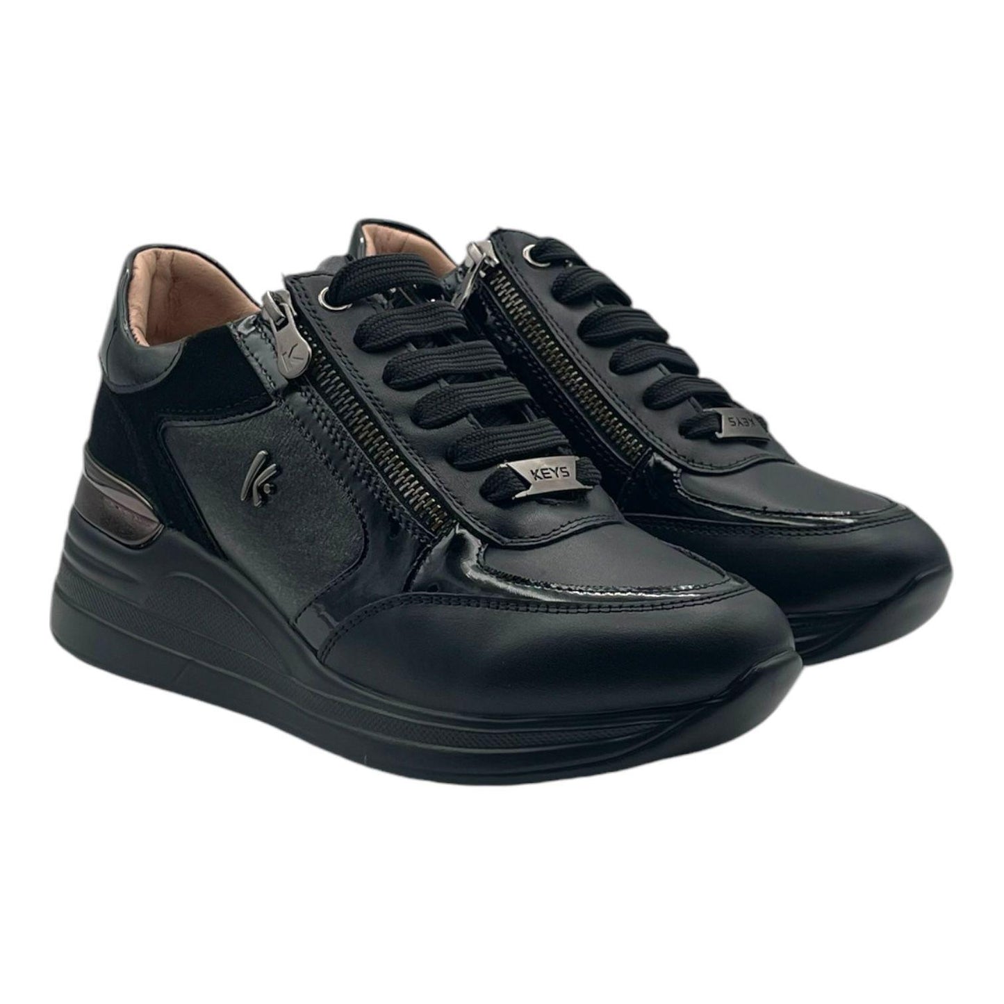 Sneakers pelle nera con cerniera