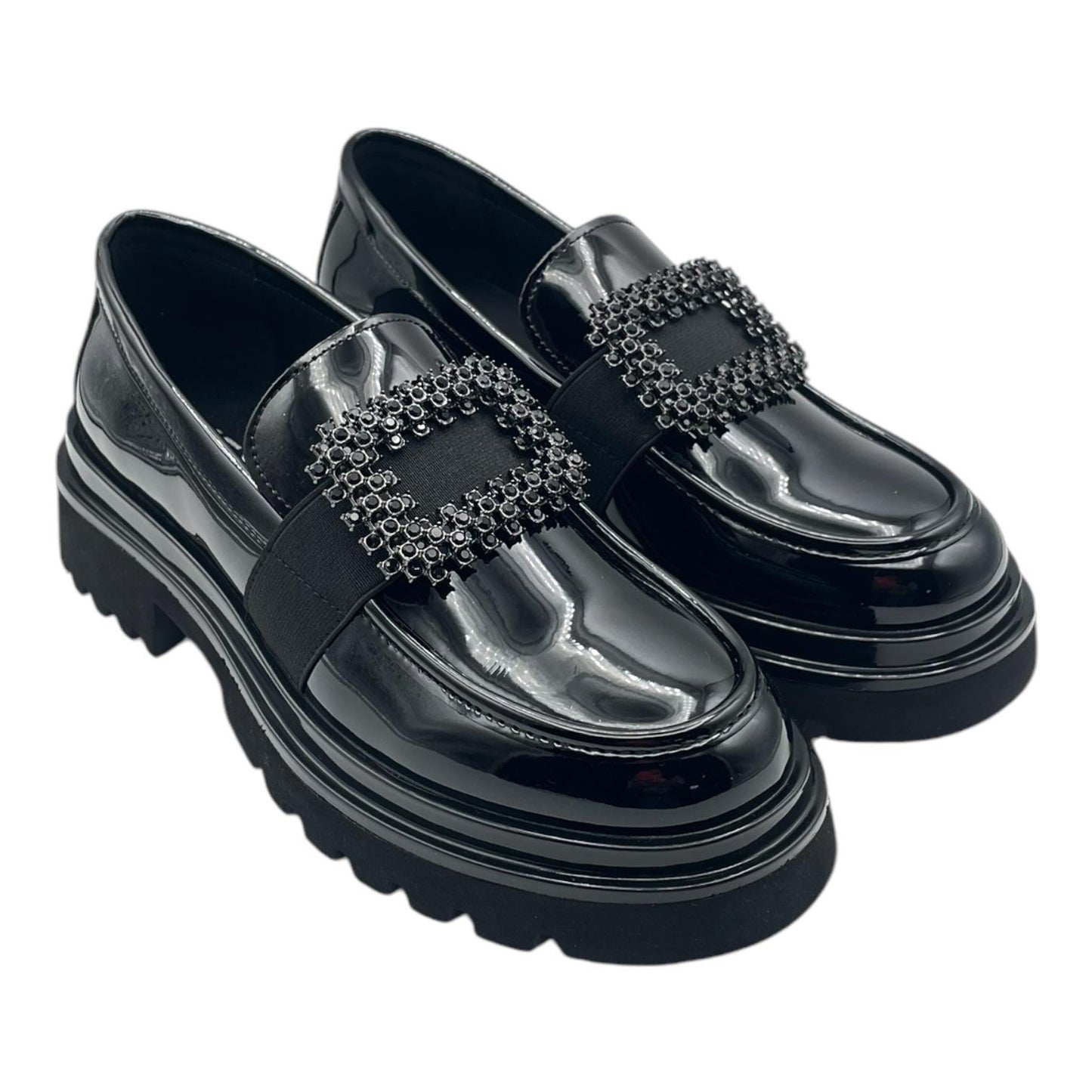 Mocassino nero in vernice con gioiello