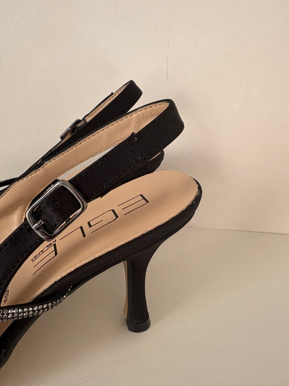 Decolleté stile Chanel con Strass