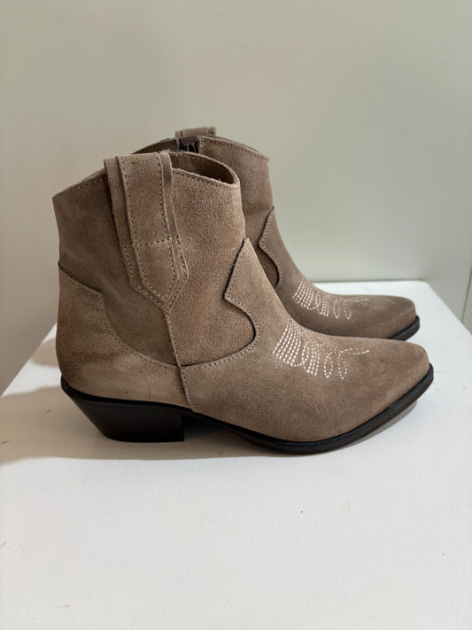 Camperos basso in camoscio