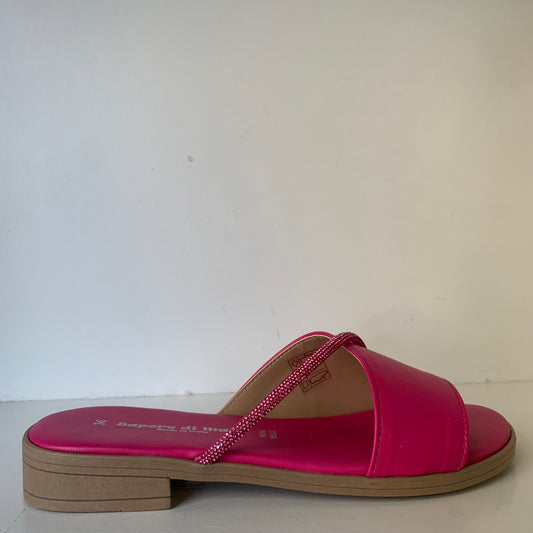 Ciabatta rosa in pelle