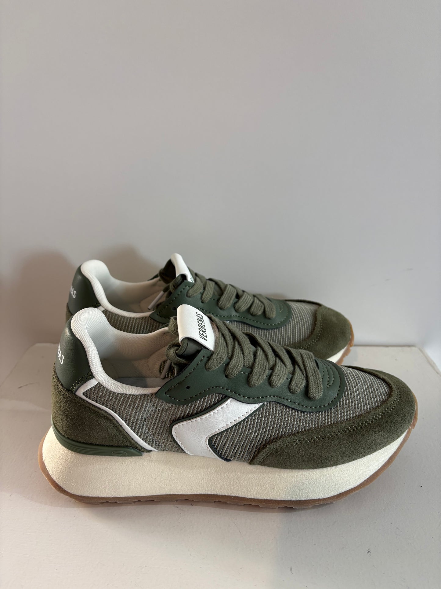 Sneakers Verbenas