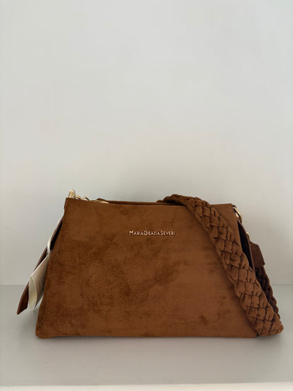 Borsa in camoscio color cuoio