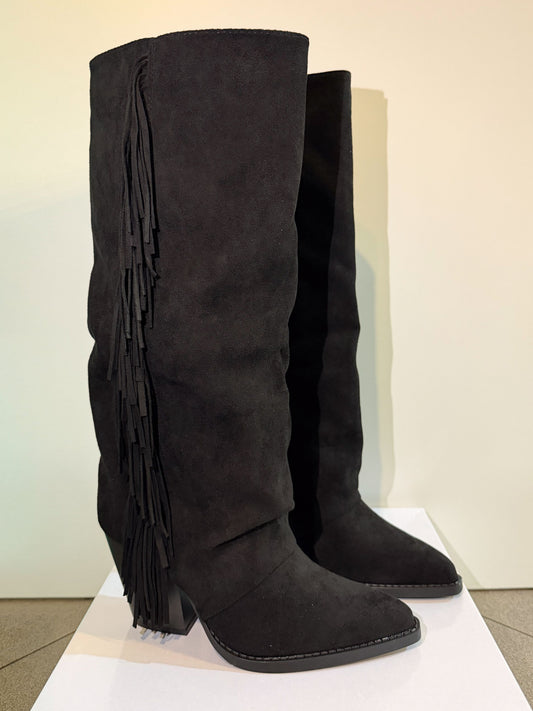 Stivale effetto camoscio con frange