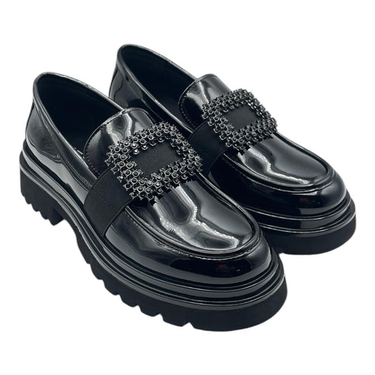 Mocassino nero in vernice con gioiello